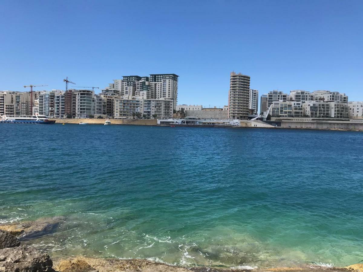 Pilgrim'S Rest Apartments Gzira Экстерьер фото