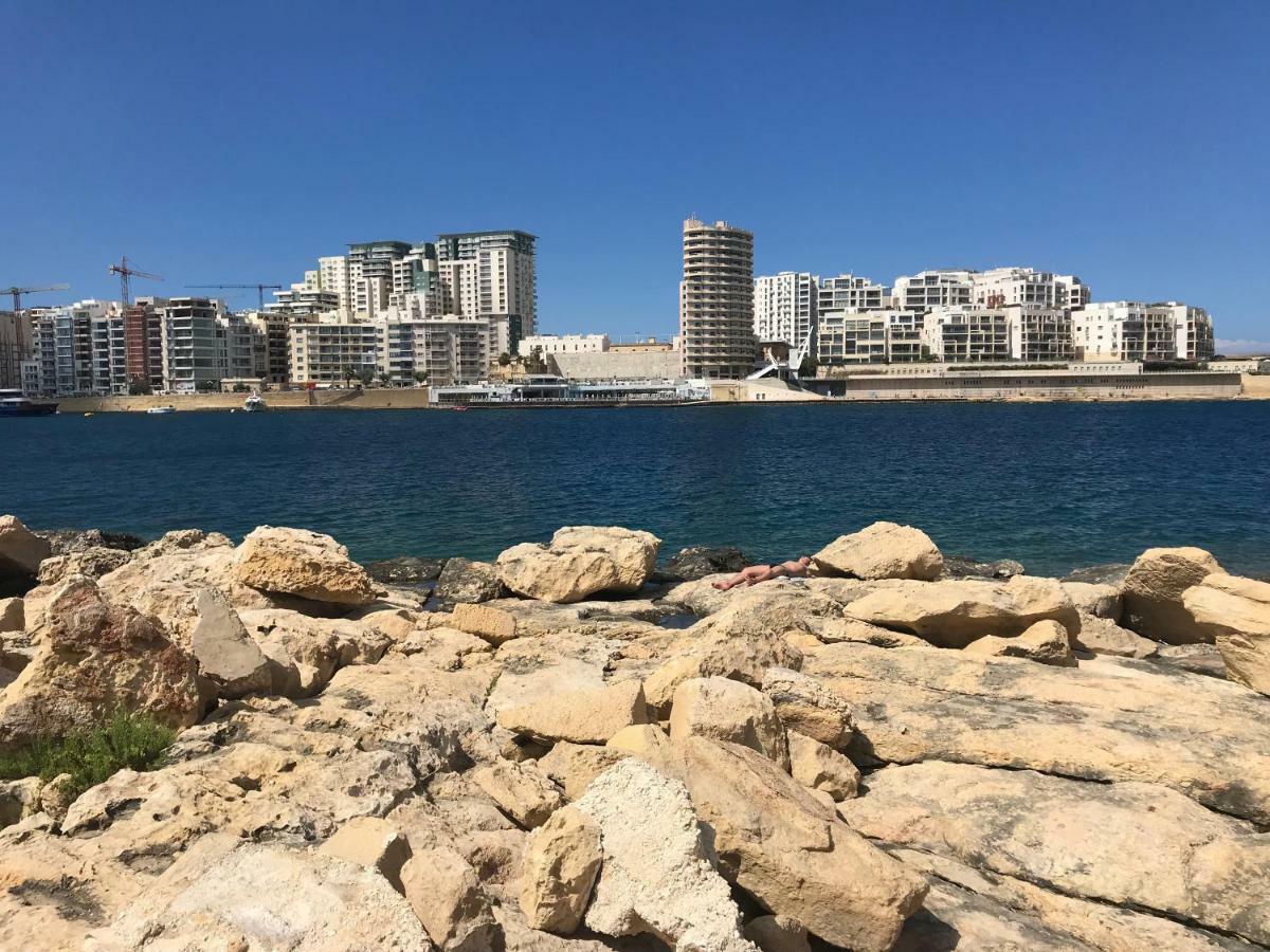 Pilgrim'S Rest Apartments Gzira Экстерьер фото
