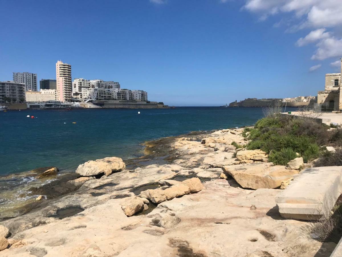 Pilgrim'S Rest Apartments Gzira Экстерьер фото